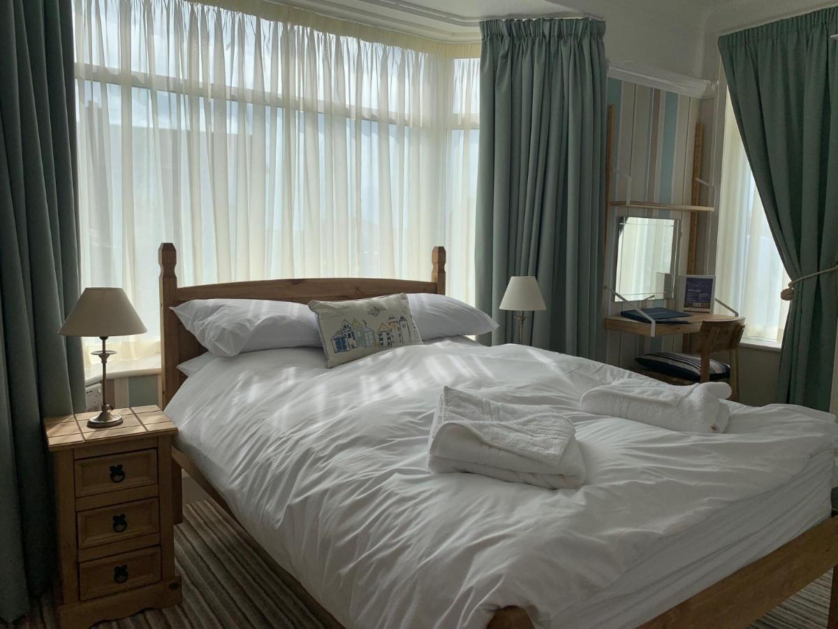 Holly Trees Bed & Breakfast Сихаузес Екстериор снимка