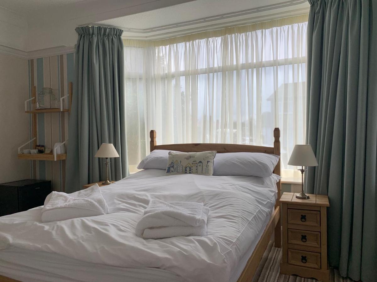 Holly Trees Bed & Breakfast Сихаузес Екстериор снимка