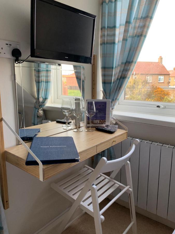 Holly Trees Bed & Breakfast Сихаузес Екстериор снимка